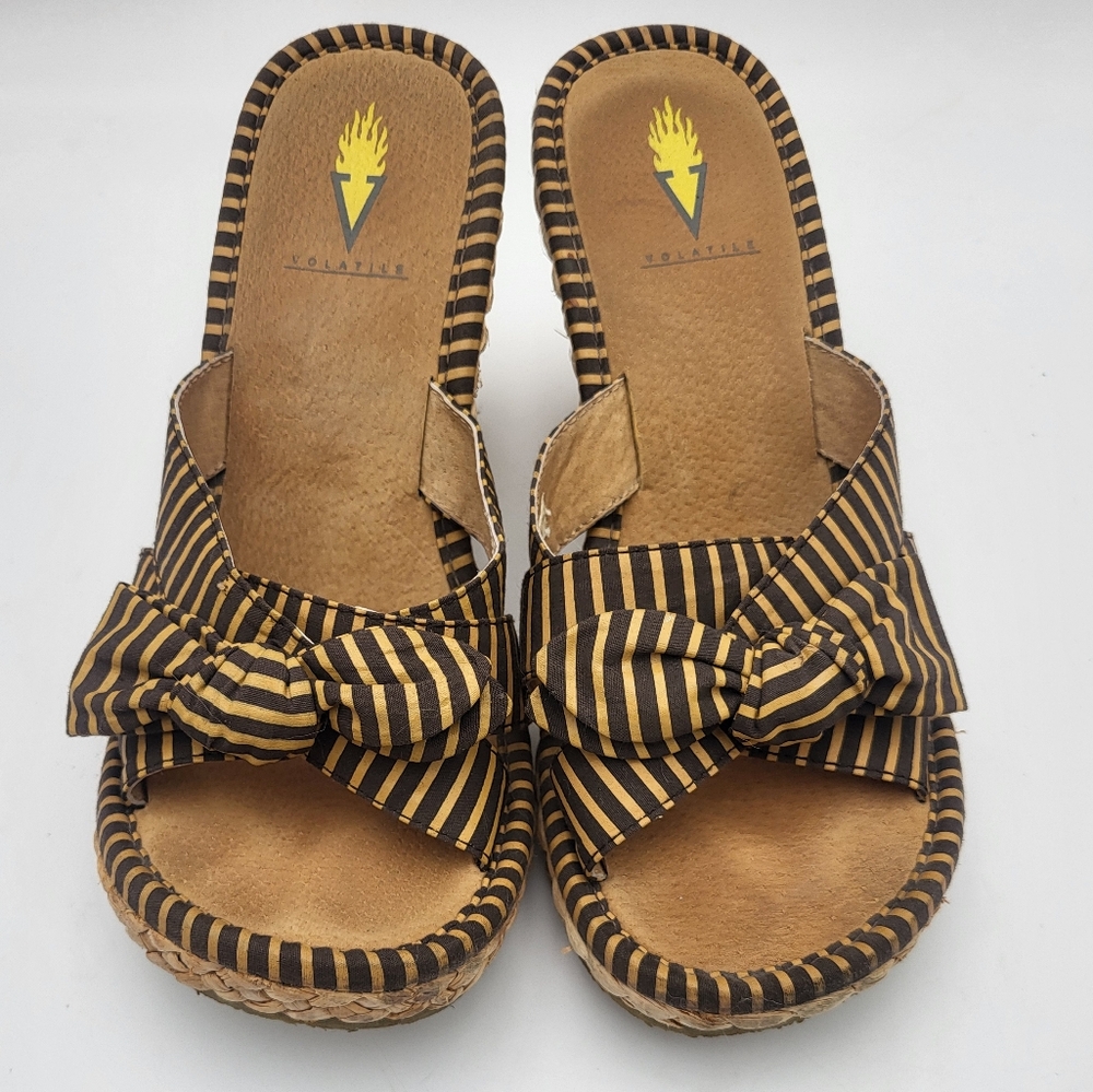Volatile Women's Laguna Striped Tan Sandals - Size 8